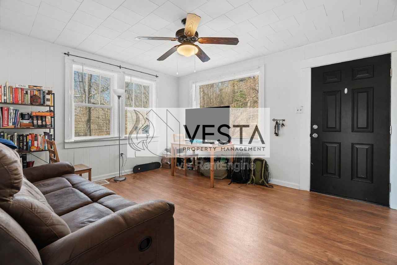 118 Pine Hill Dr #2 - Photo 6 of 50