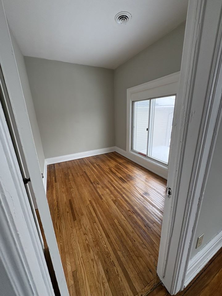 841 West Ave #2 - Photo 7 of 11