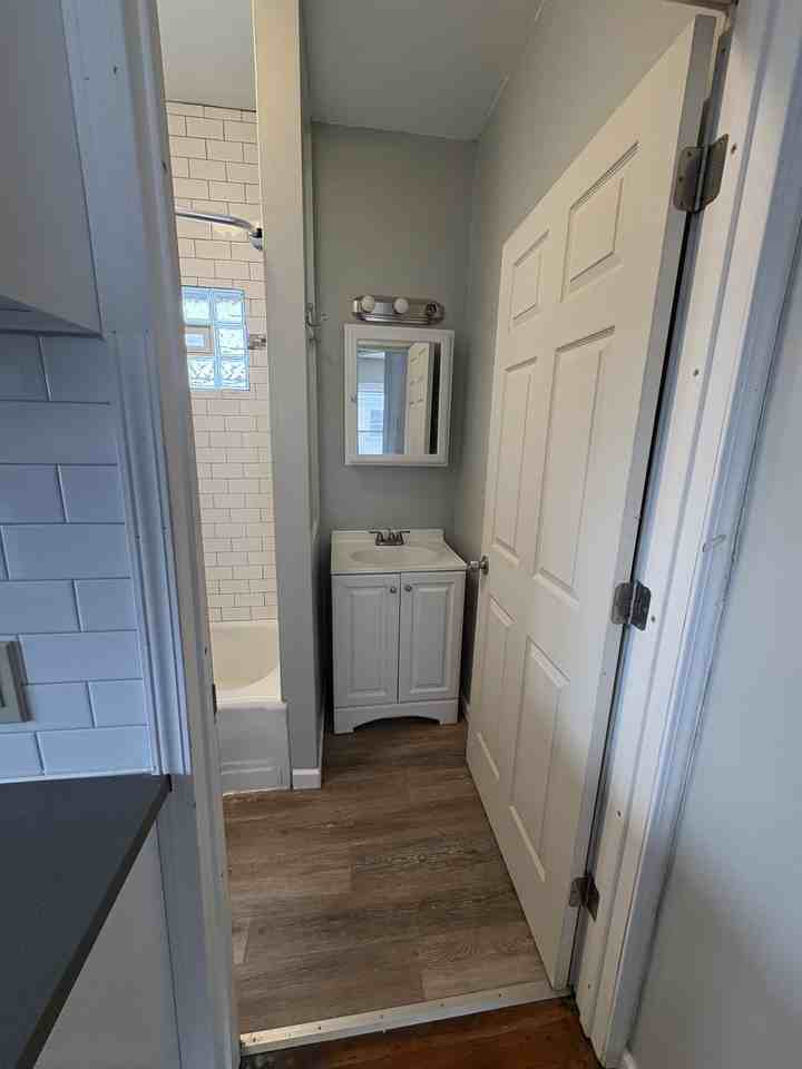 841 West Ave #2 - Photo 4 of 11