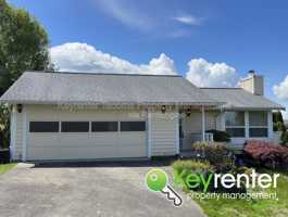 featured image of 3422 N Bristol St