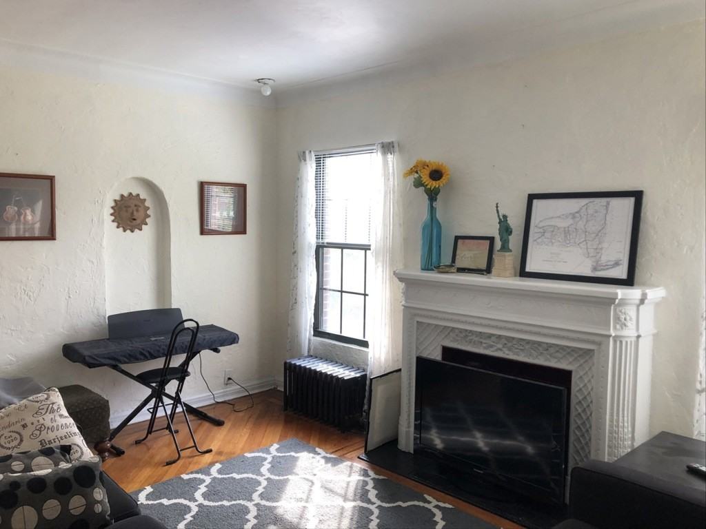 Rugby Ave #79-2 - Photo 3 of 22