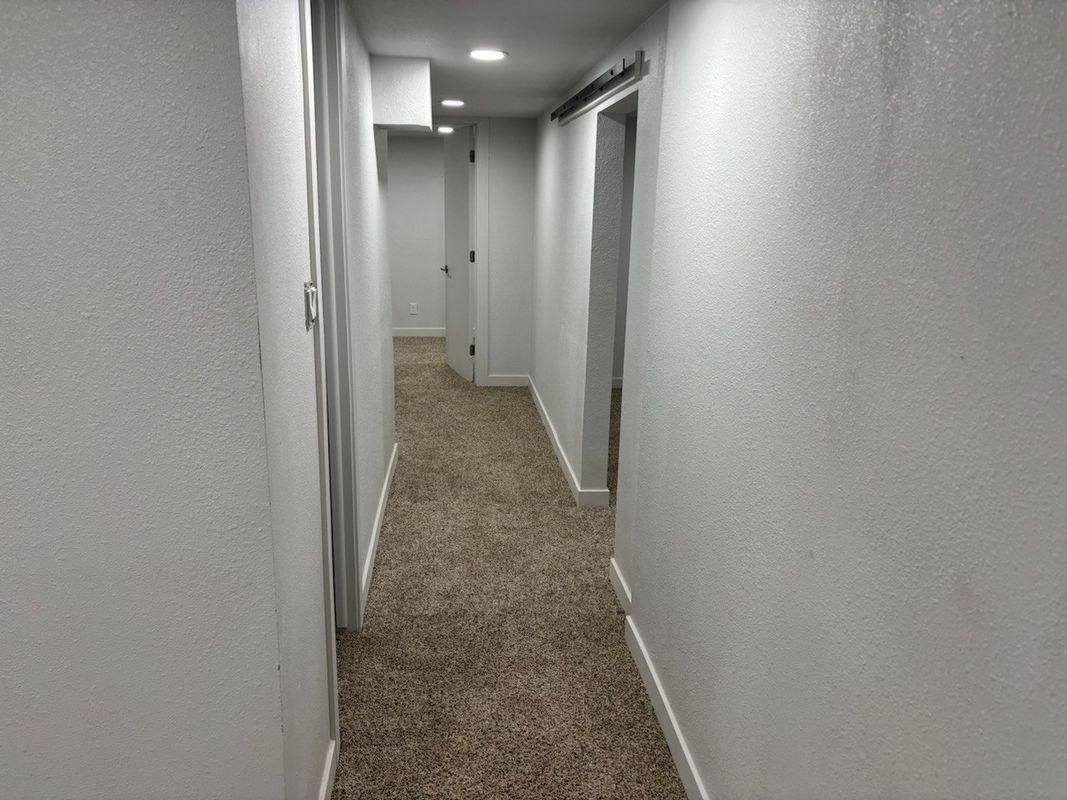 1231 S Marshall St ##B - Photo 6 of 17