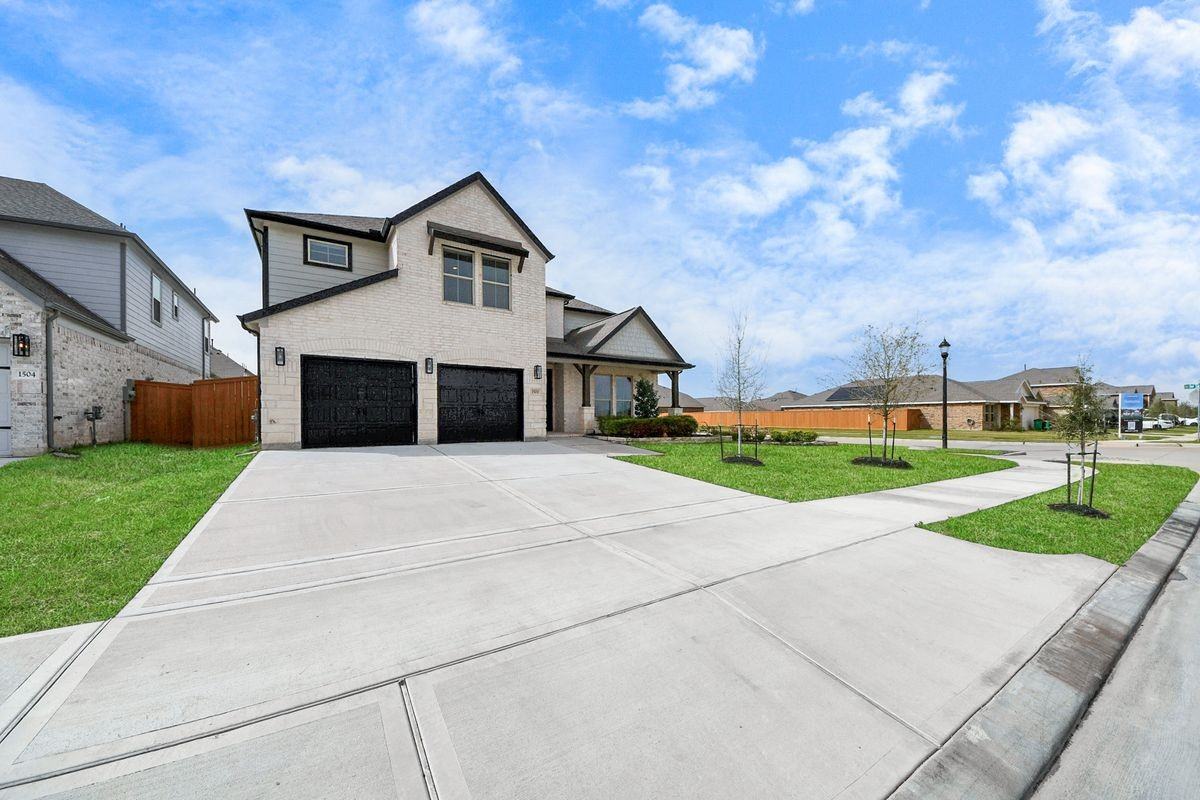 1500 Sunrise Gables Dr - Photo 5 of 47