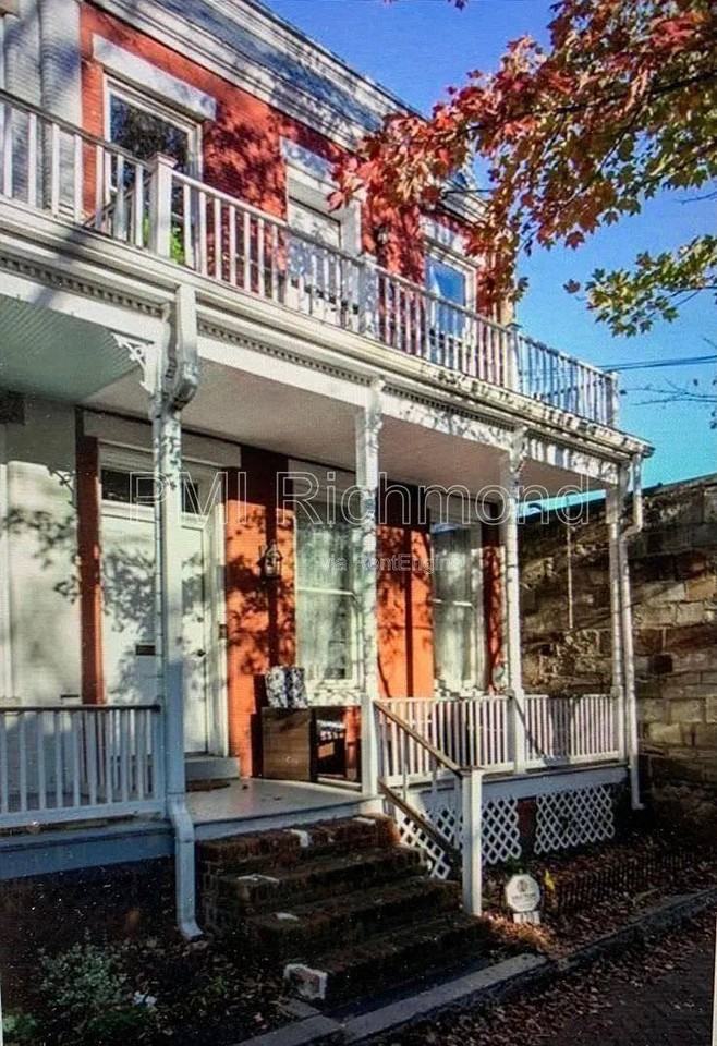 420 N 27th St #B - Photo 2 of 10