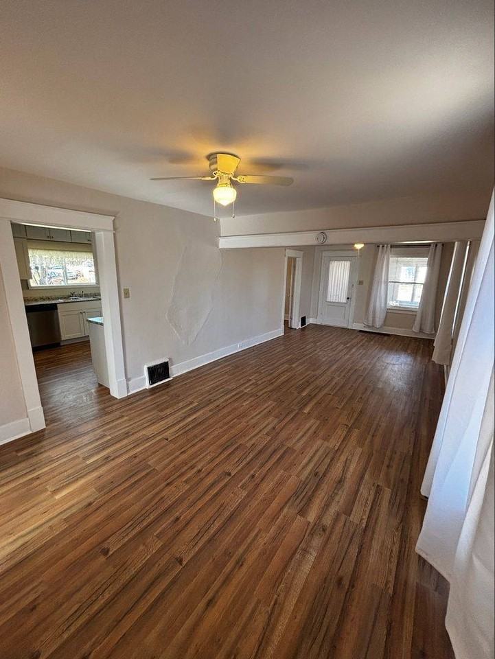 1938 E 6th St - Photo 7 of 10