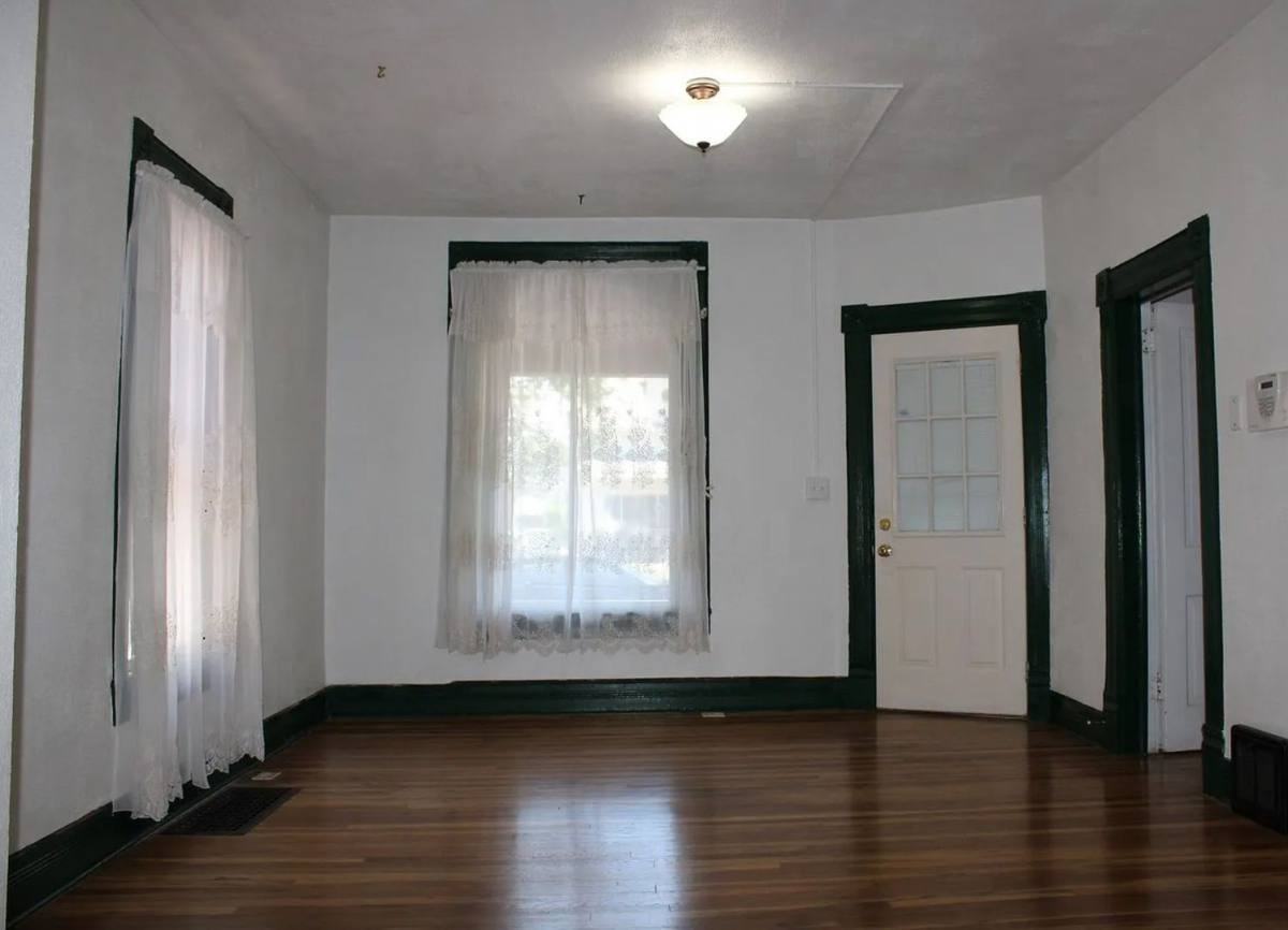 1012 Cedar St - Photo 6 of 10