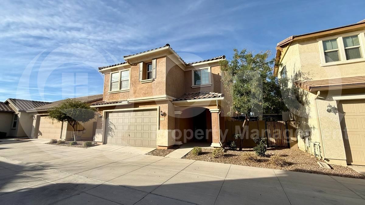 1132 S Amulet - Photo 2 of 10