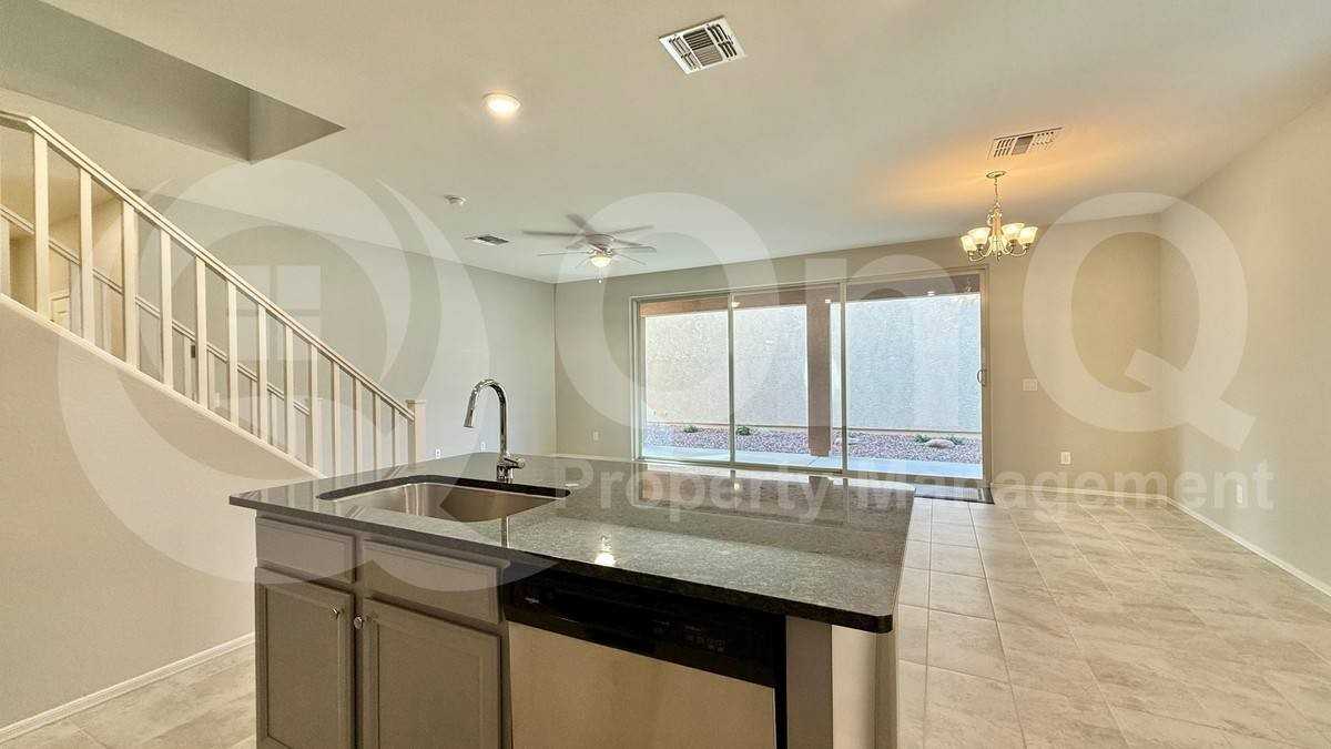 1132 S Amulet - Photo 4 of 10