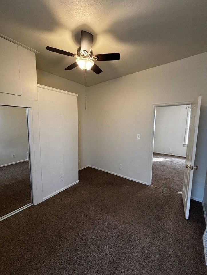 1210 N Elizabeth St - Photo 7 of 10