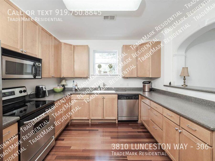 3810 Lunceston Way #306 - Photo 2 of 9