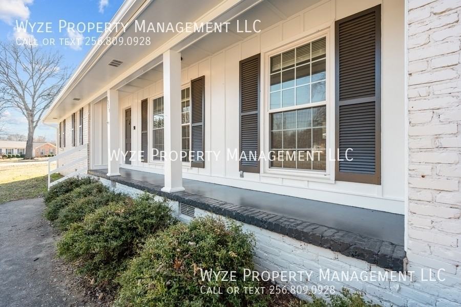 2209 Rothmore Dr Sw - Photo 2 of 41