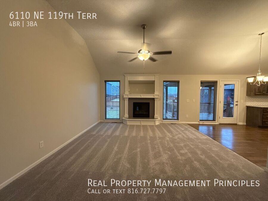 6110 Ne 119th Ter - Photo 2 of 32