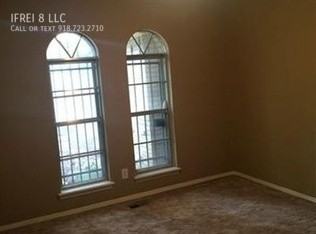 2731 S 104th East Ave - Photo 3 of 8