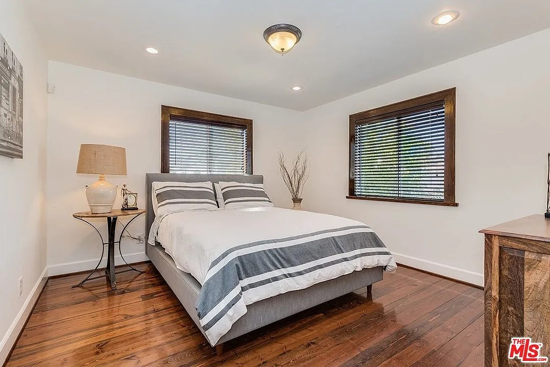 835 N Sycamore Ave - Photo 7 of 13