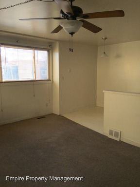 715 E Green St - Photo 3 of 11