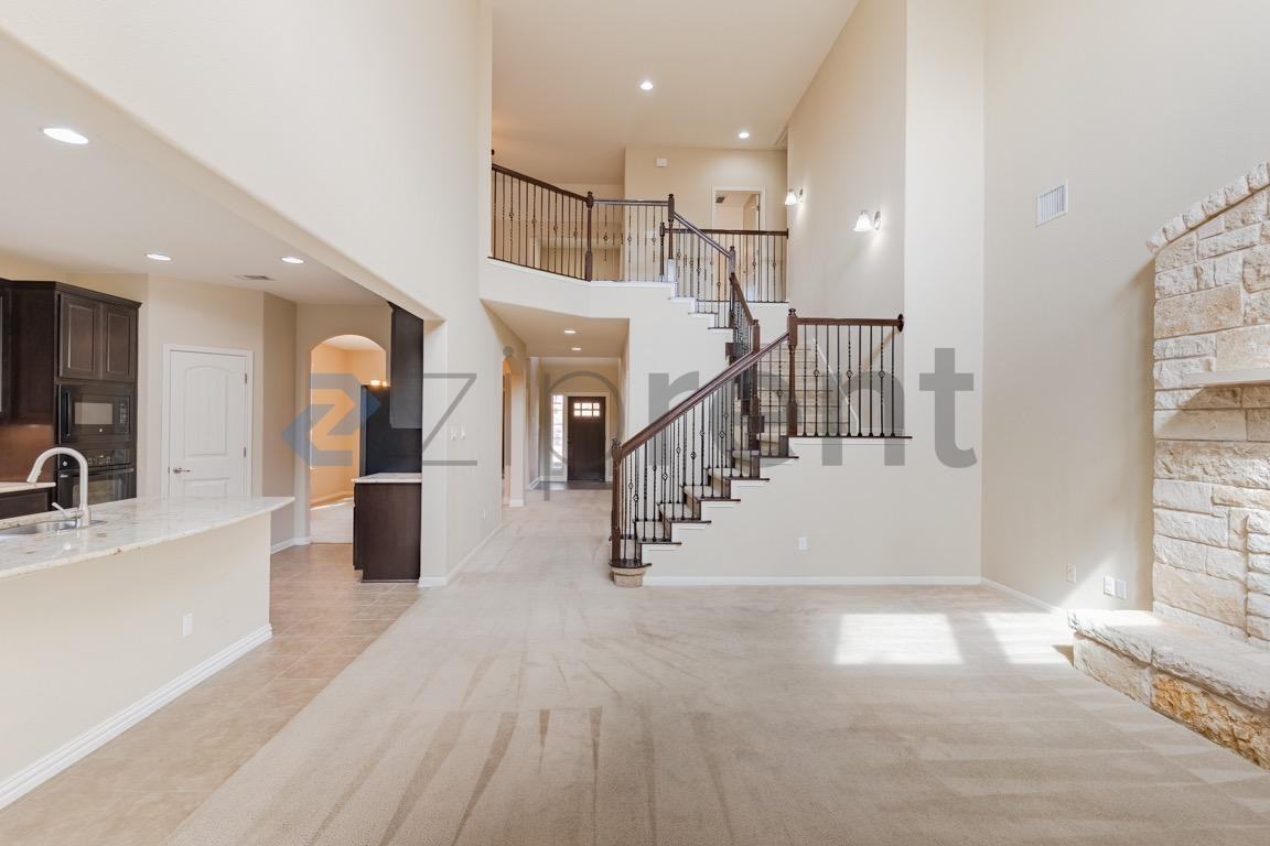 2406 Sweetwater Ln - Photo 5 of 29