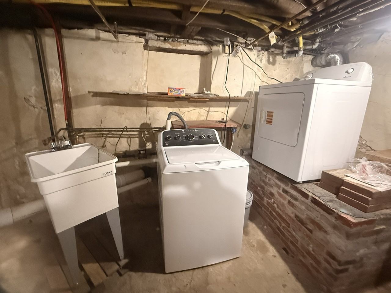 37 E Stratford Ave #1 - Photo 6 of 9