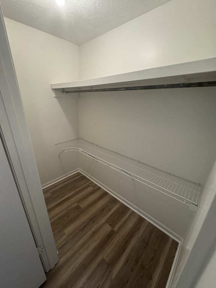 1825 Flagg Ave #NA - Photo 3 of 11