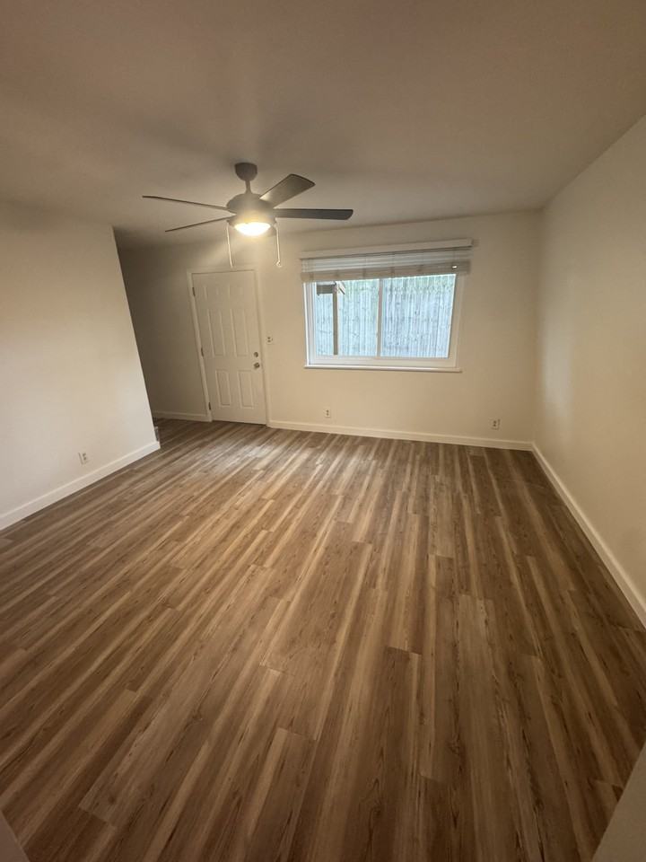 1825 Flagg Ave #NA - Photo 7 of 11