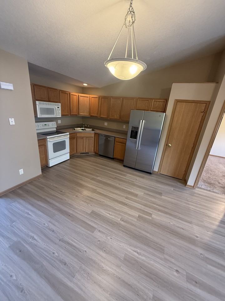 4637 Twain St #NA - Photo 3 of 20