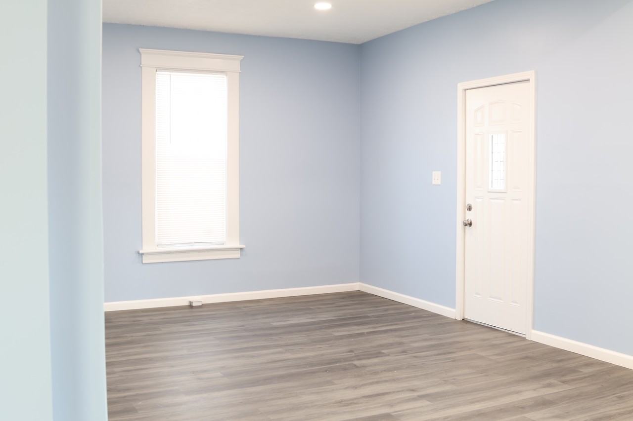 1444 Genessee Ave #NA - Photo 4 of 21