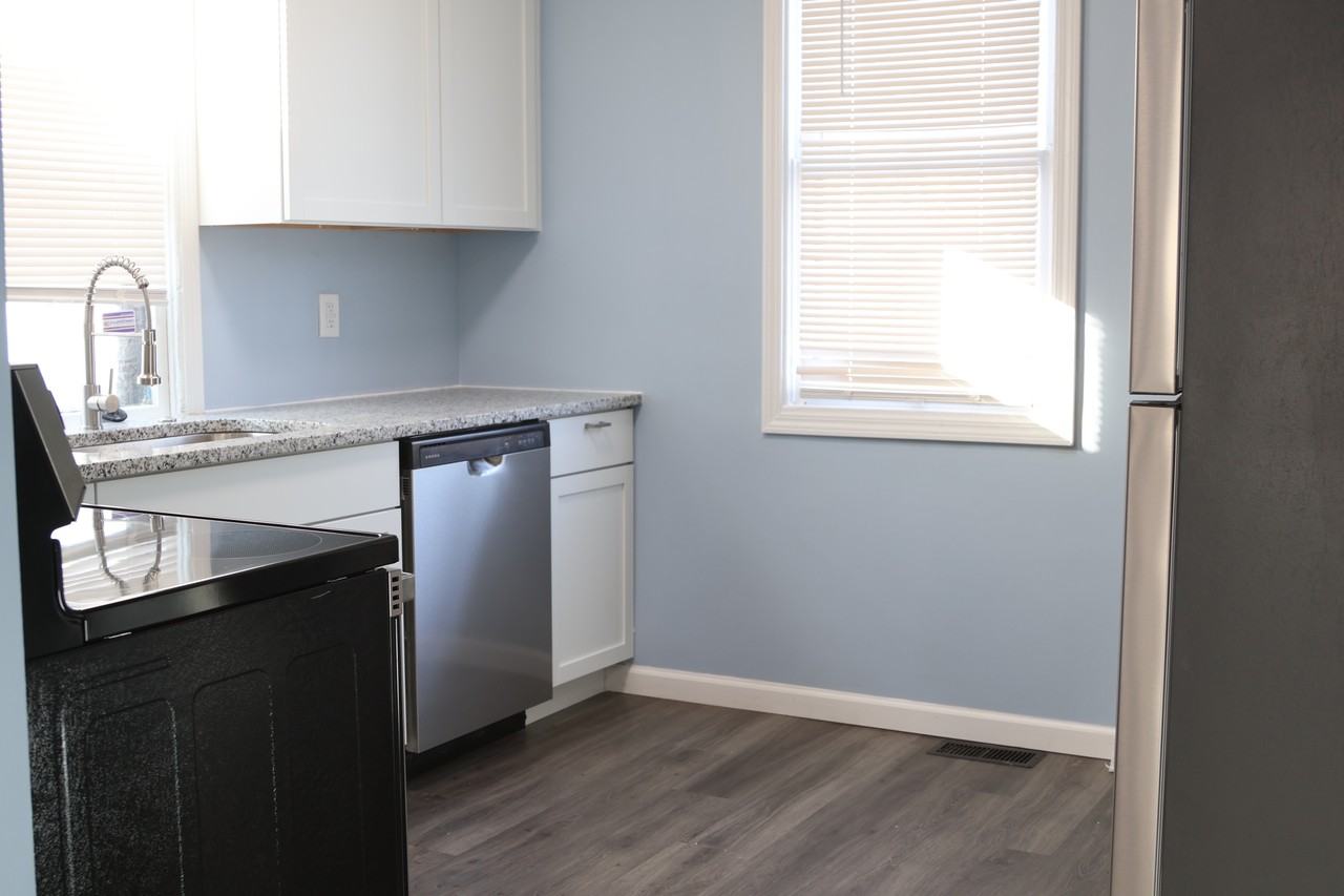 1444 Genessee Ave #NA - Photo 6 of 21