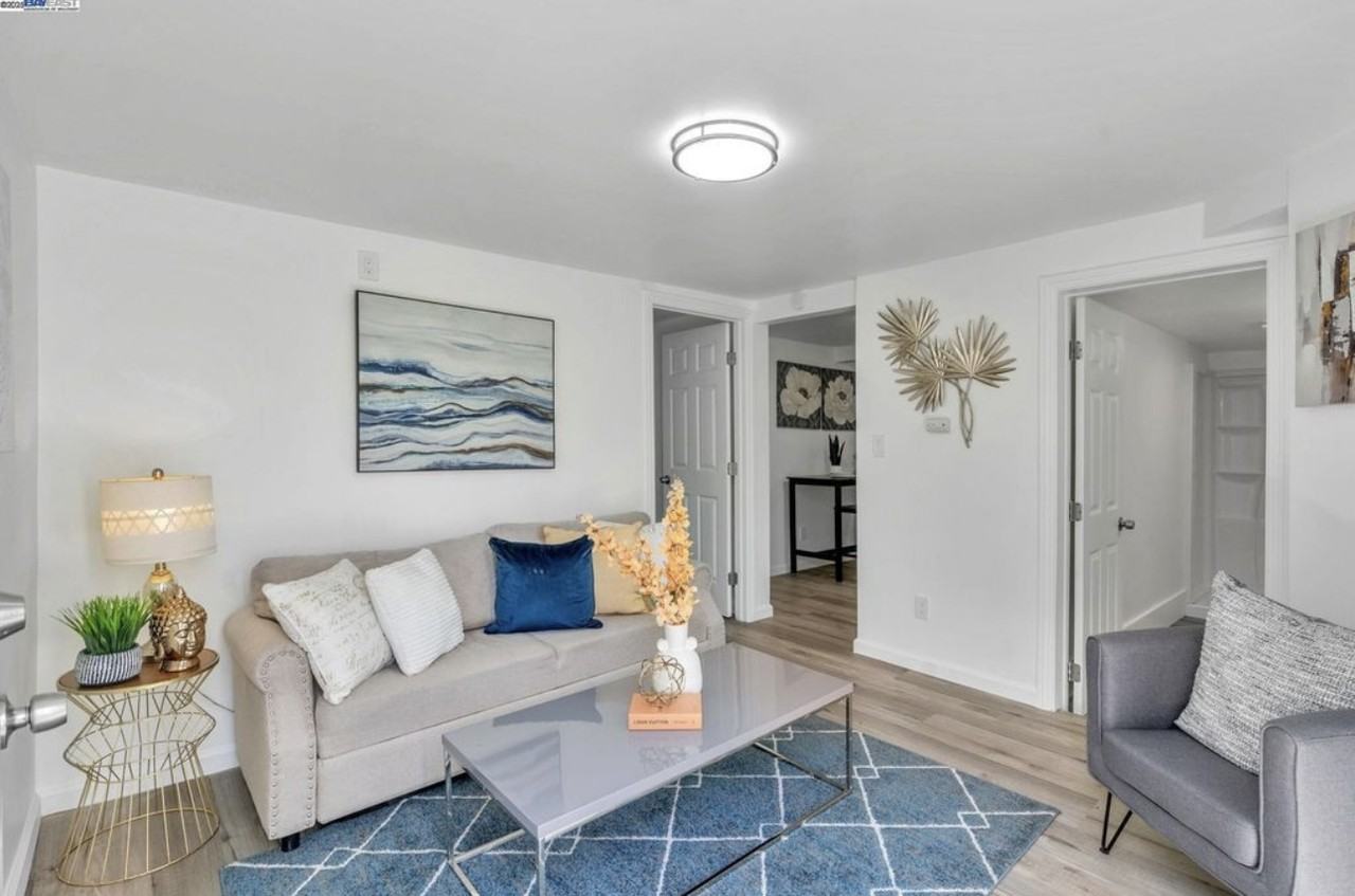 2025 34th Ave #A - Photo 2 of 10