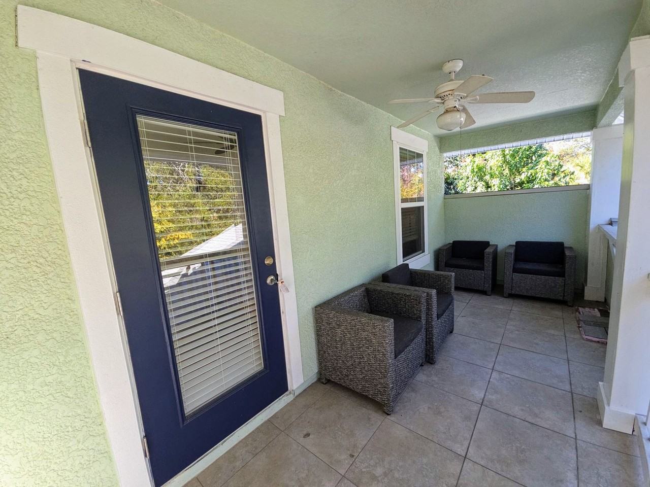 857 10th Ave S #NA - Photo 7 of 32