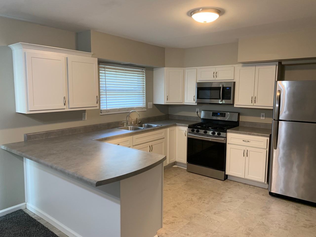 1655 Naomi Ave #NA - Photo 5 of 14