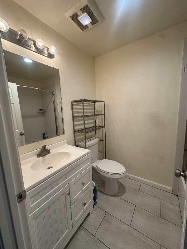 1357 Delwood St - Photo 3 of 10