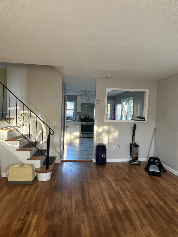 24 Huron Ave - Photo 2 of 16