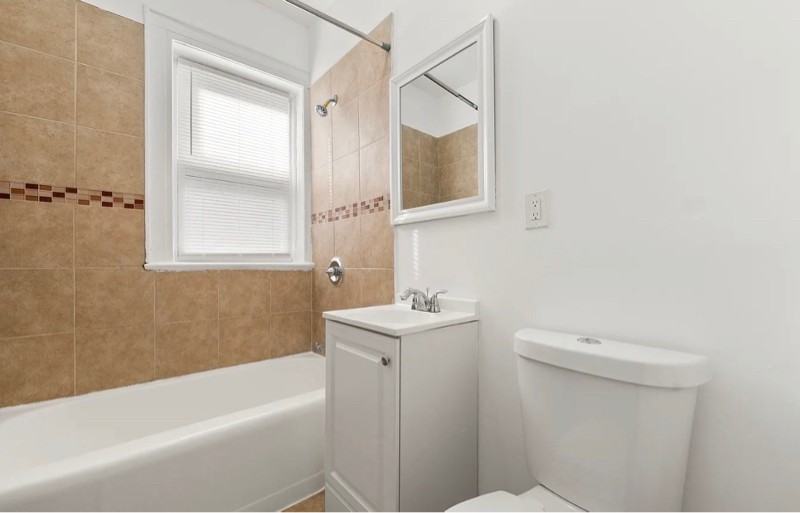 210 Springdale Ave #1EAST - Photo 3 of 7