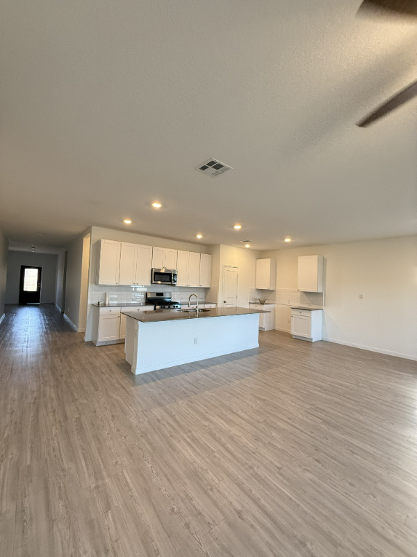 5918 Corsicana Way - Photo 3 of 8