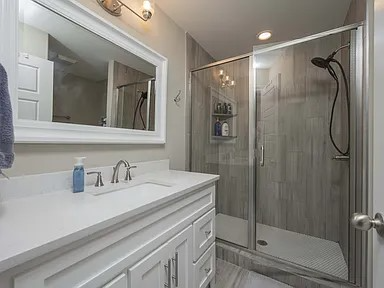 555 Gresham Ln #6D - Photo 7 of 11