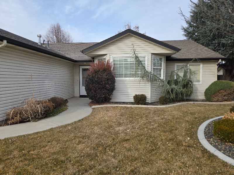 2660 S Spring Bar Way - Photo 3 of 20