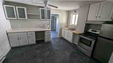 8210 East 6th Street, Unit 05 - Photo 2 of 6