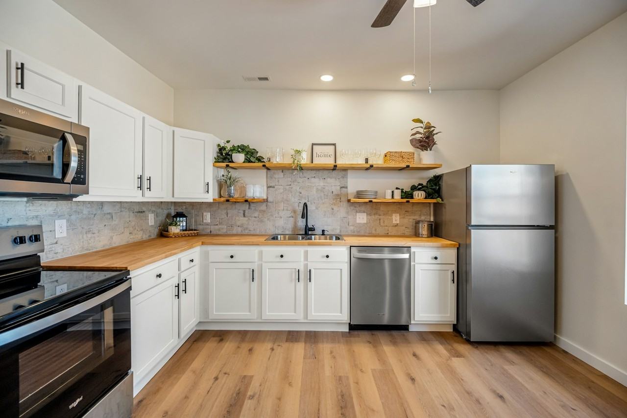 1014 9th Avenue, Unit 2 - Photo 4 of 15