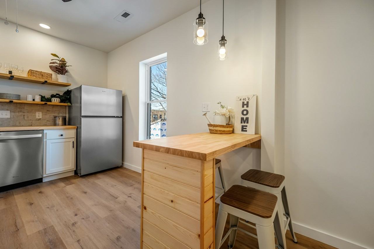 1014 9th Avenue, Unit 2 - Photo 5 of 15