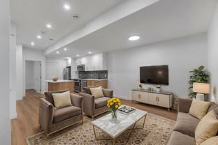 2412 21 St Nw - Photo 1 of 1