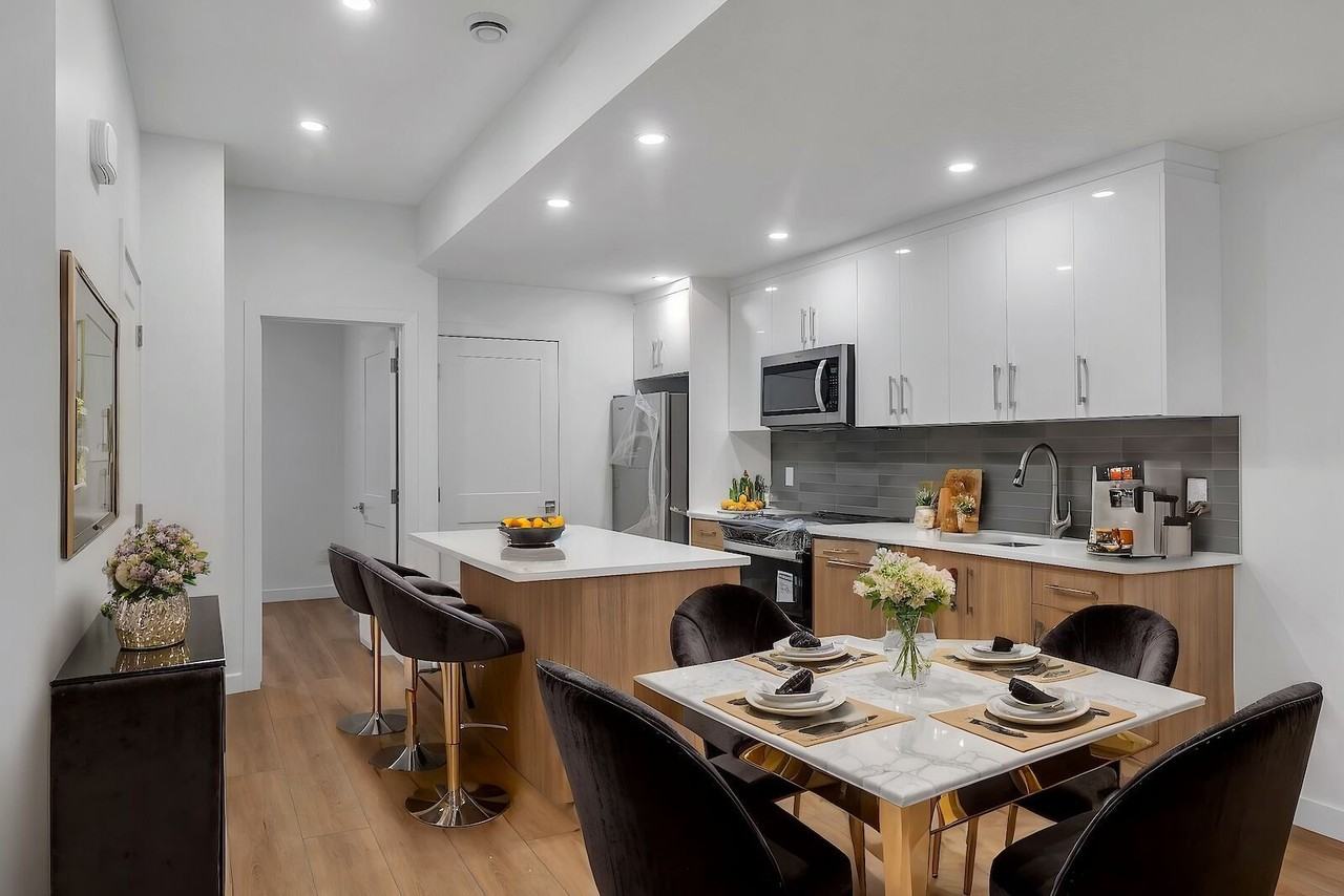 2412 21 St Nw - Photo 2 of 20