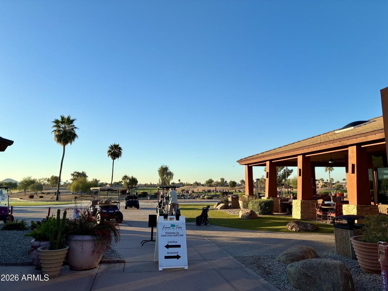 3189 E Hazeltine Way - Photo 6 of 43