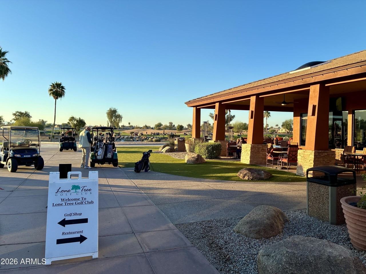 3189 E Hazeltine Way - Photo 7 of 43