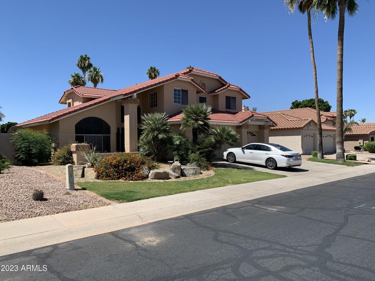 6283 W Lone Cactus Dr - Photo 2 of 22