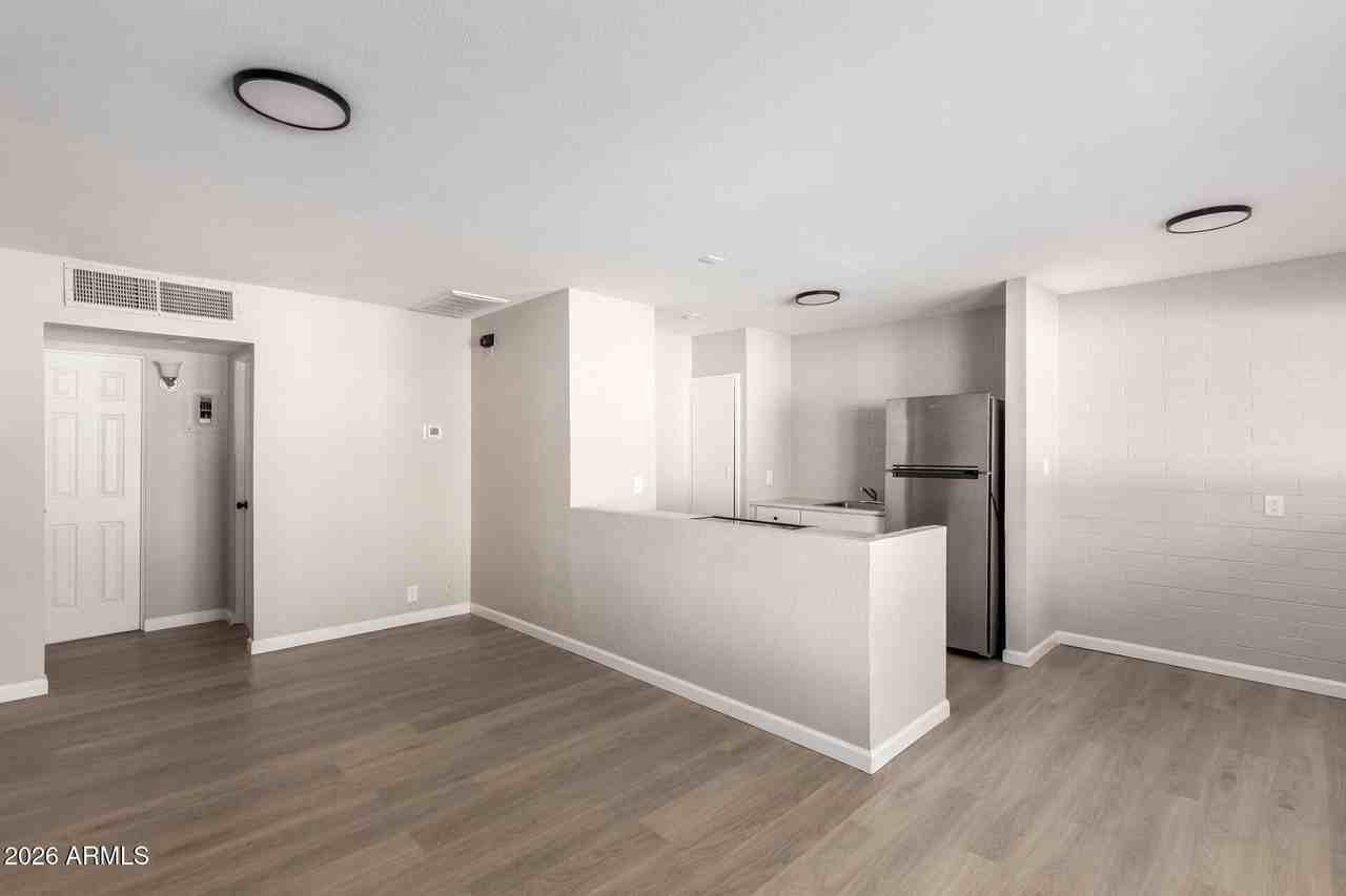 405 S Priest Dr Apt 6 #6