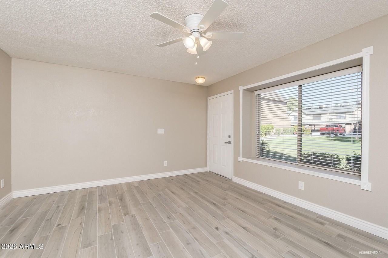 4850 E Kachina Trl Unit 4 #4 - Photo 6 of 21