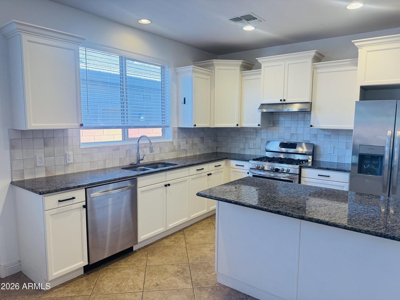 1317 E Eucalyptus Ln - Photo 4 of 22