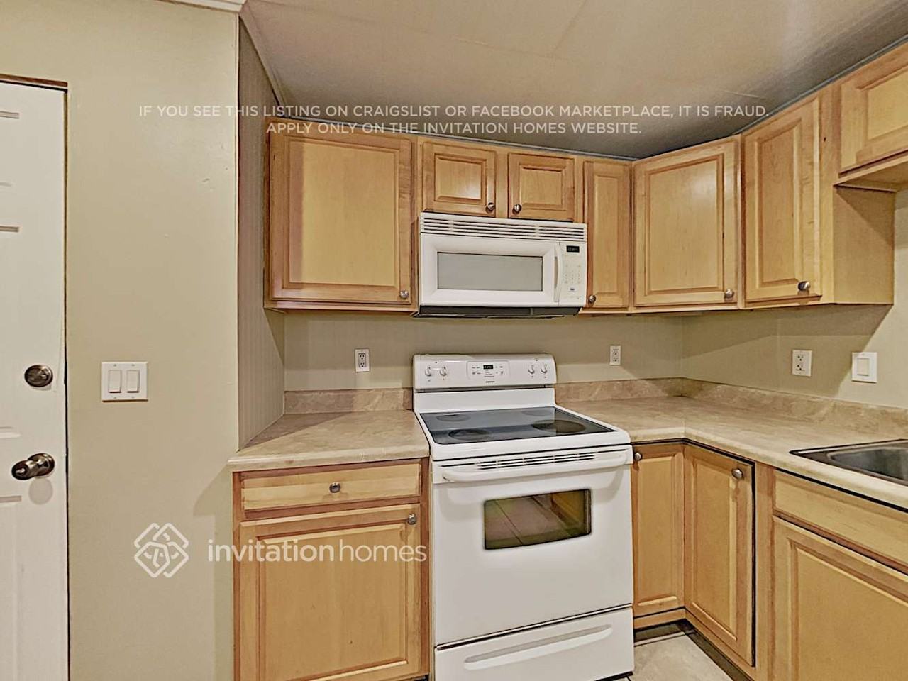 3581 Lalani Blvd - Photo 6 of 14