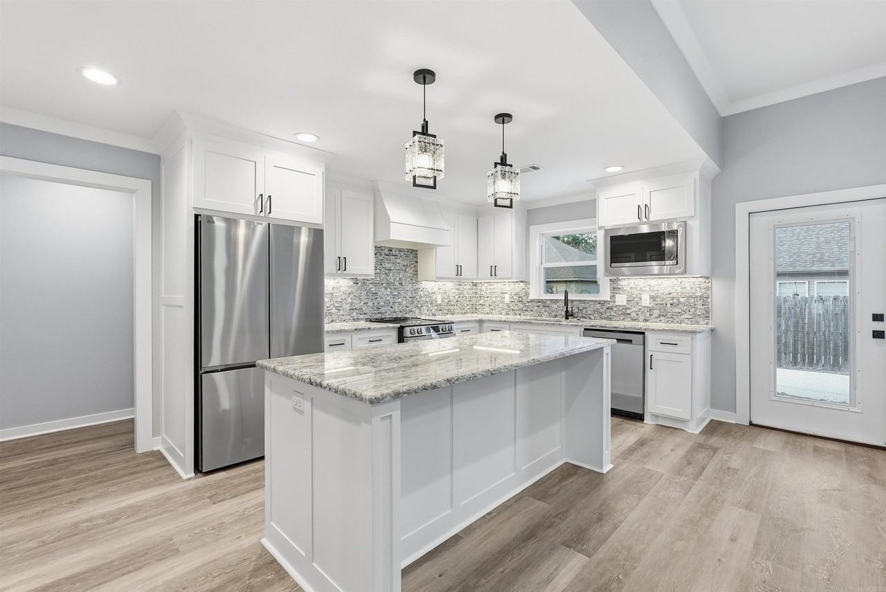 545 Wisteria Dr - Photo 2 of 44