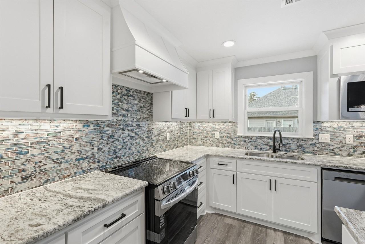 545 Wisteria Dr - Photo 5 of 44