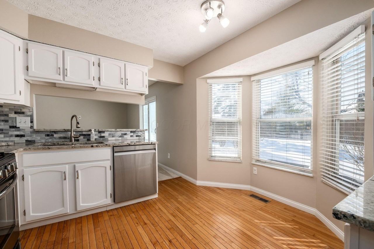 4931 Leybourne Dr - Photo 7 of 27